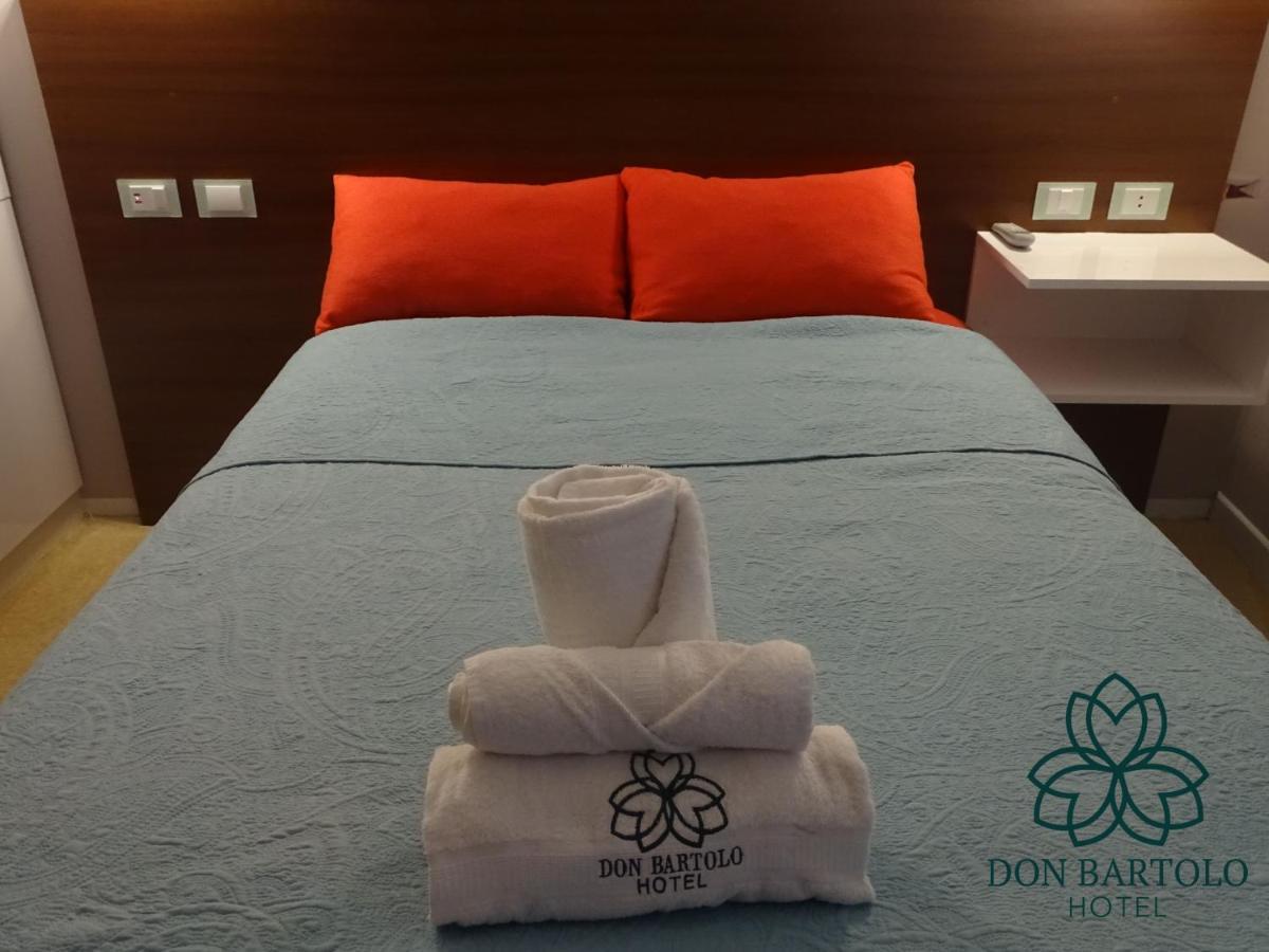 Hotel Don Bartolo Espinar Eksteriør bilde